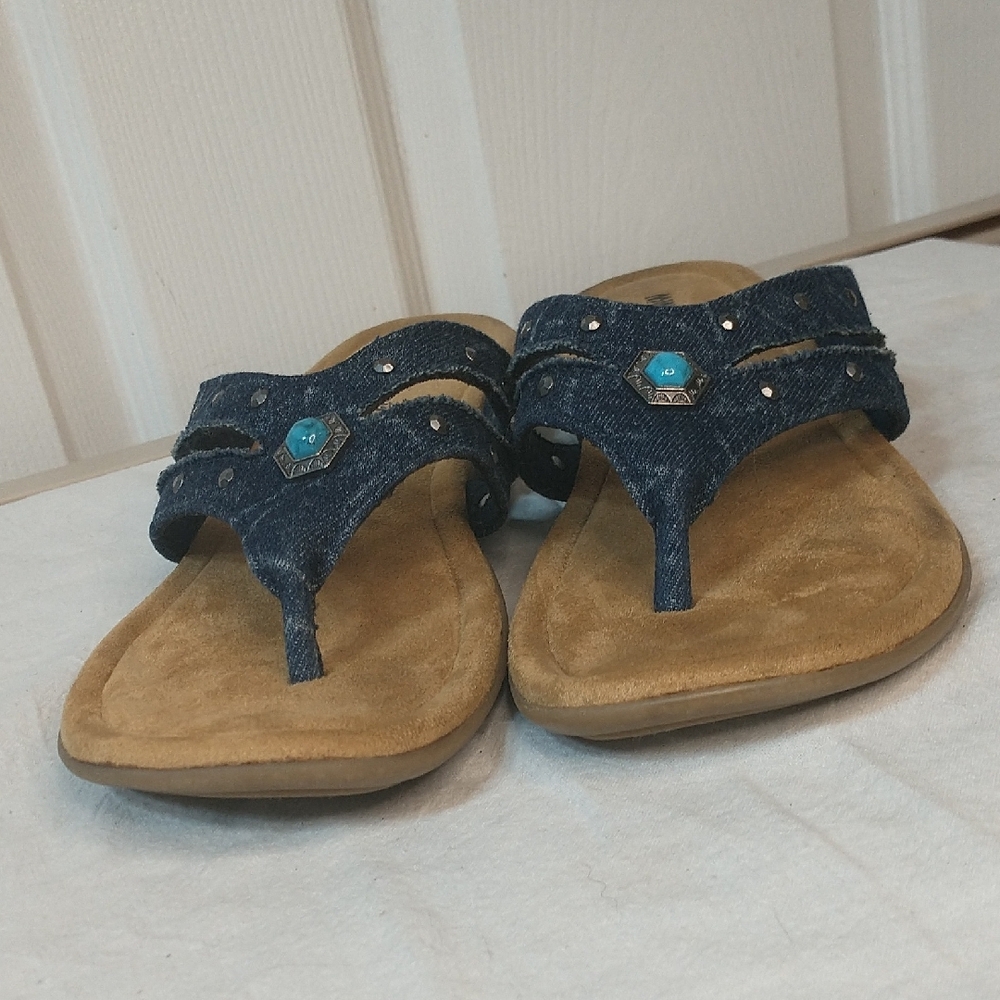 Minnetonka Denim Blue Sandals with Turquoise Details. SZ 10. Beautiful Condition - Picture 5 of 9